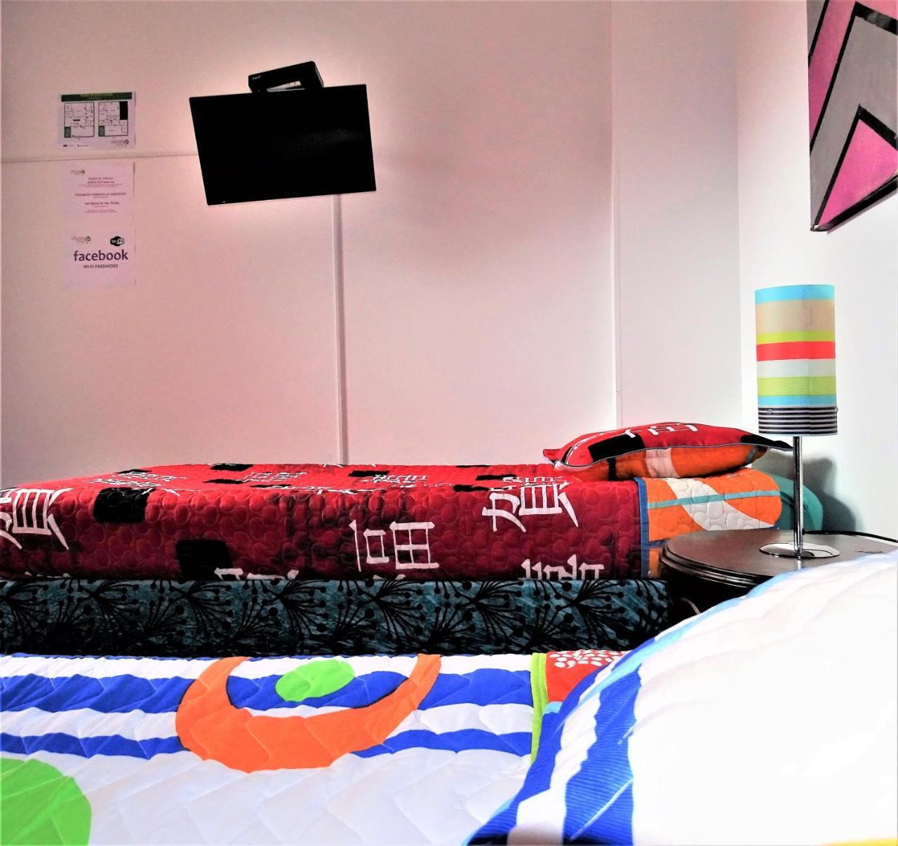 בוגוטה Violeta Park Hostel מראה חיצוני תמונה