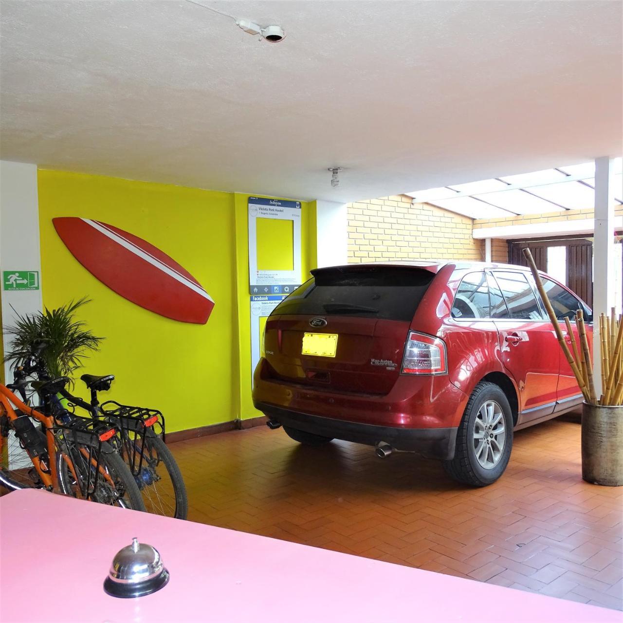 בוגוטה Violeta Park Hostel מראה חיצוני תמונה